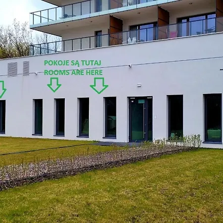 Aquamarina Prima - Pokoje Na Parterze Apartmanhotel *