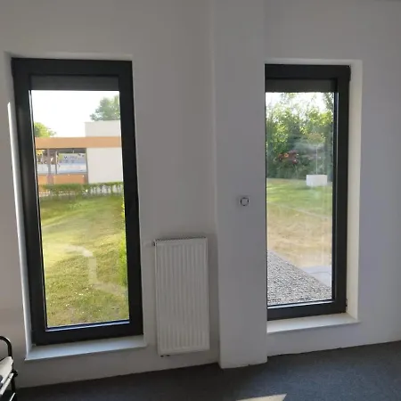 Aquamarina Prima - Pokoje Na Parterze Apartmanhotel *